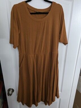 Midi Super Soft Rib Hanky Hem Dress